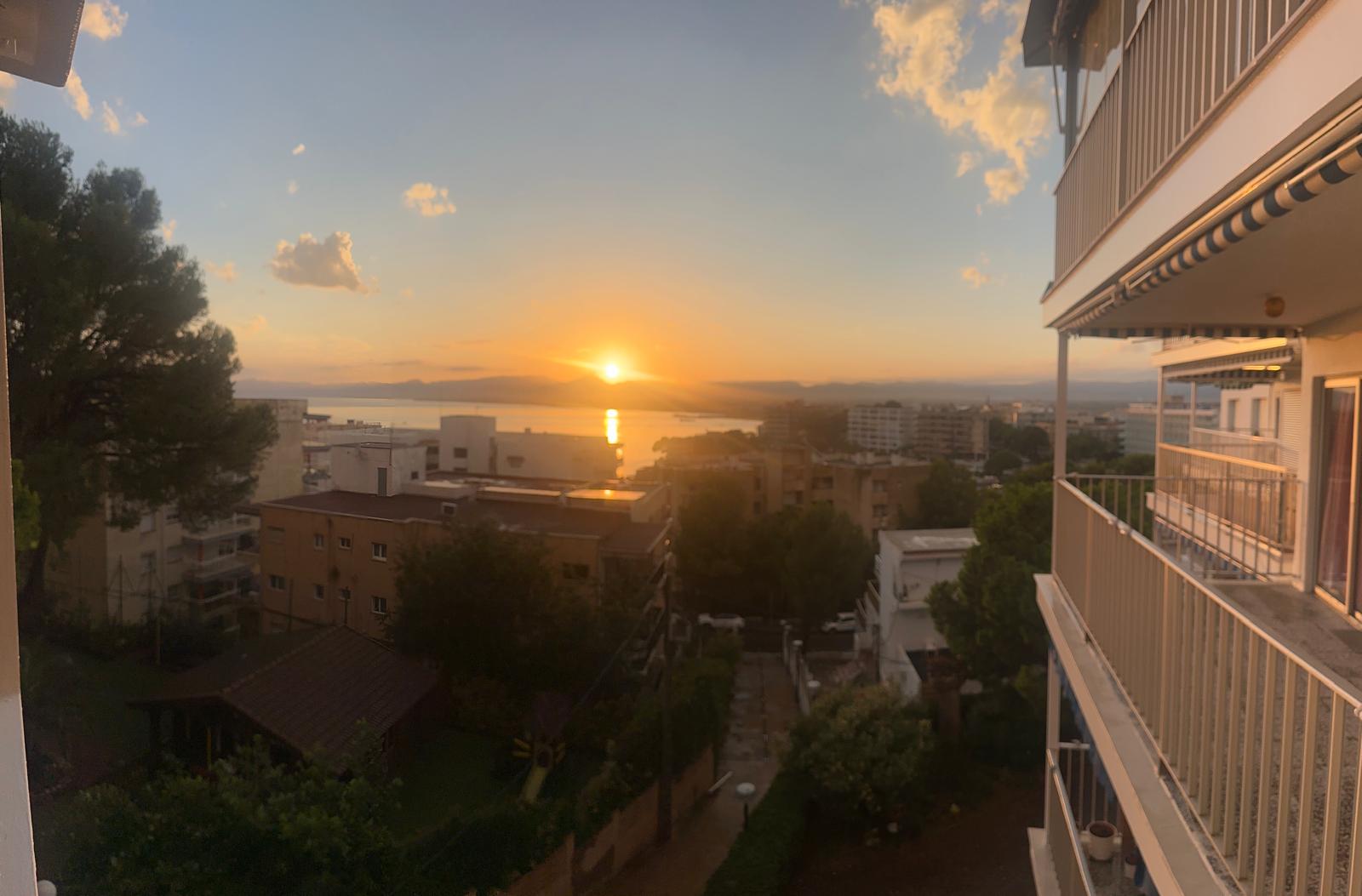 Apartamento con vistas al mar — propiedad gestionada por funnyalojamientos
